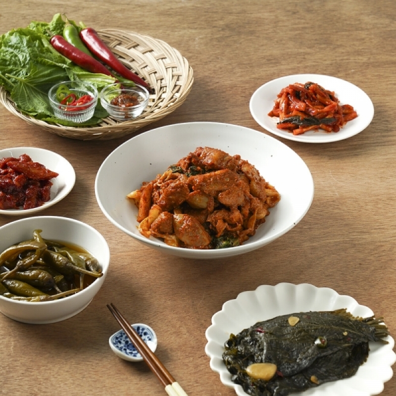 이츠더홈,[픽맛집] 춘천직배송 국내산 닭다리살 춘천닭갈비 1kg
